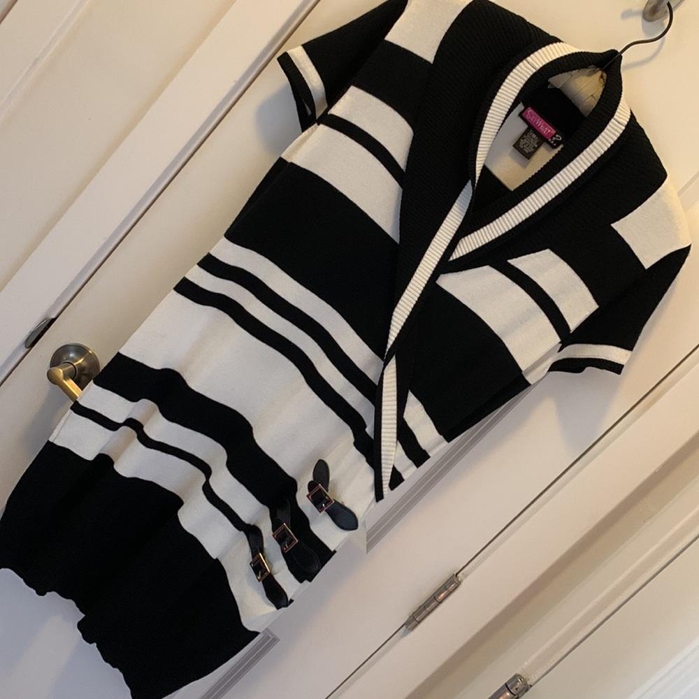 SWEATER DRESS - Picture 9 of 9